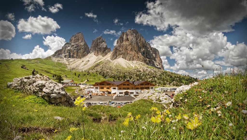 Passo Sella Dolomiti Mountain Resort Sëlva di Val Gardena Eksteriør billede